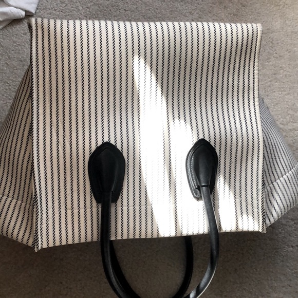 ⭐️Authentic Rare Celine Phantom luggage tote ✨… - Picture 9 of 15